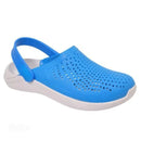 Sandália tipo Crocs feminino