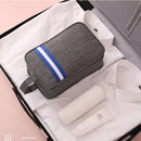 BOLSA DE VIAJEM PARA MAQUIAGEM E HIGIENO PESSOAL.