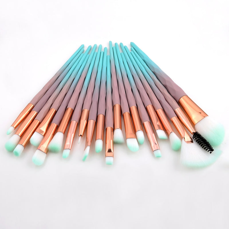 CONJUNTO DE PINCÉIS PARA CÍLIOS SOMBRA OLHOS RÍMEL E OUTROS.